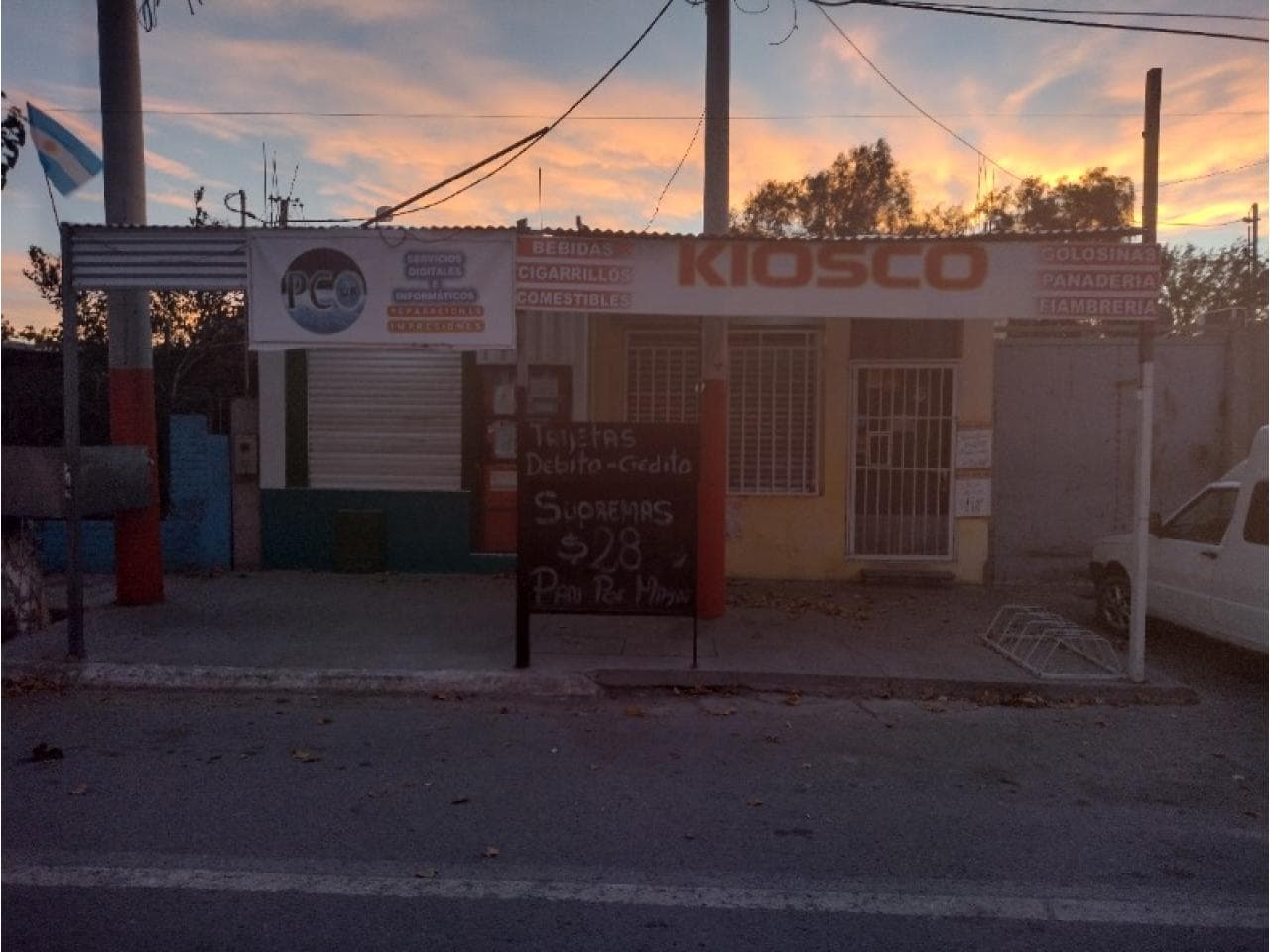 Panaderia En Chimbas Con Casa Y 2 Salones