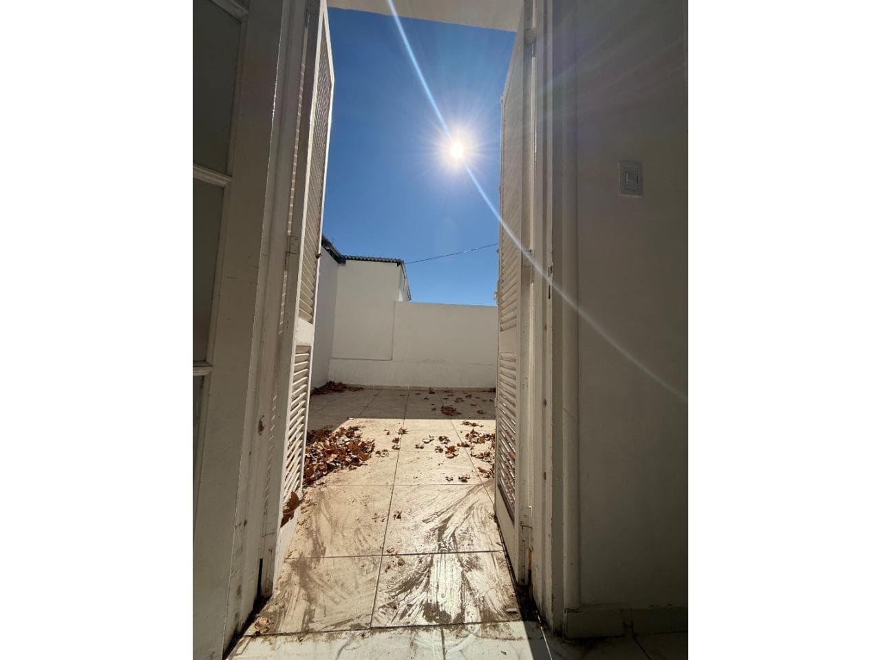 Dpto. Céntrico Con Patio, 1 Habitación,  Con  Aire Acondicionado