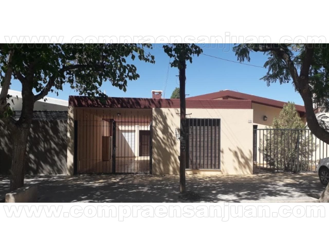Casa, 3 Dormitorios, Con Pileta En Capital Barrio Santa Teresita