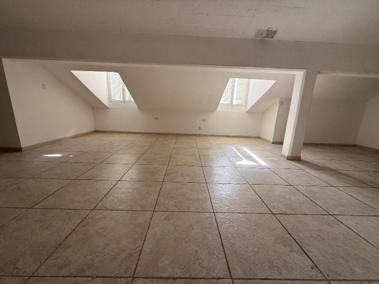 Loft De 100 M2 A Media Cuadra De La Petonal