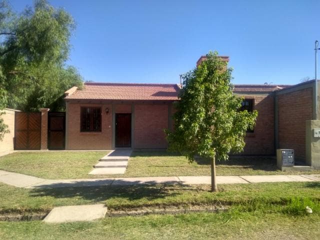 Casa, 2 Dormitorios, B° Cooperarq Viii Rivadavia