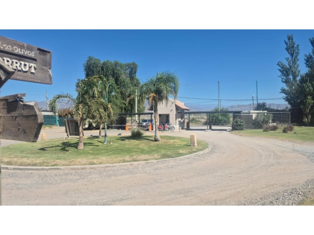 Barrio San Juan De Los Olivos Lote 820mts2  Lote De 20x42mts.