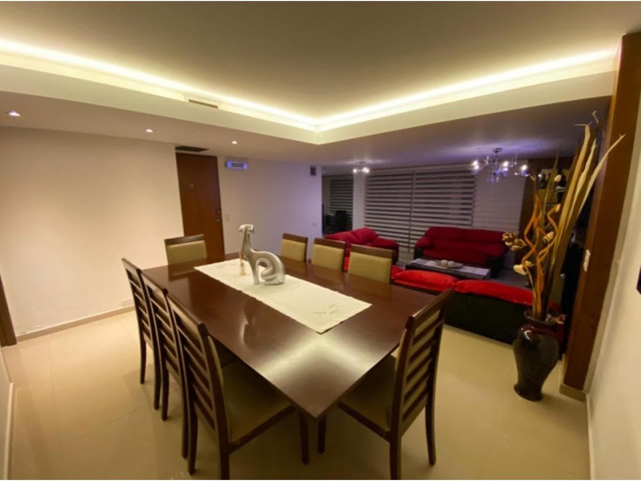 Venta De Exclusivo Departamento Piso Completo  220m2/cub Completamente Reciclado