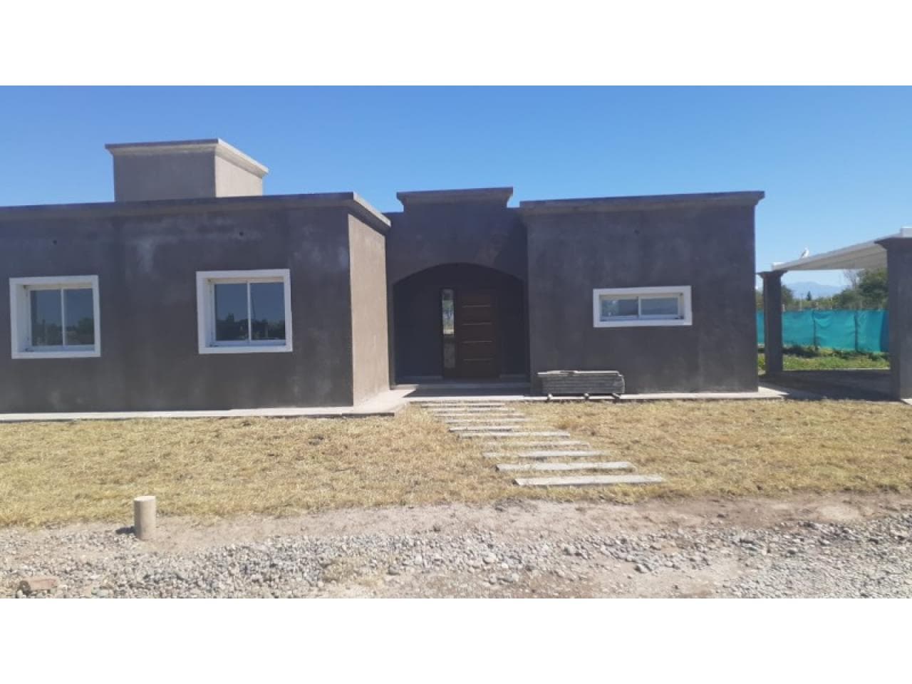Casa Barrio Privado - 2 Dormitorios - 600 Mts2