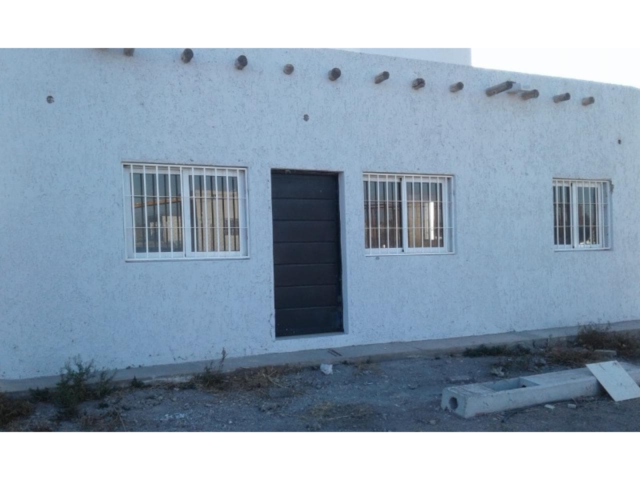 Orozco Propiedades Vende Casa A Estrenar De 2 Dormitorios En B° Privado Sobre Calle México - Limite Santa Lucía