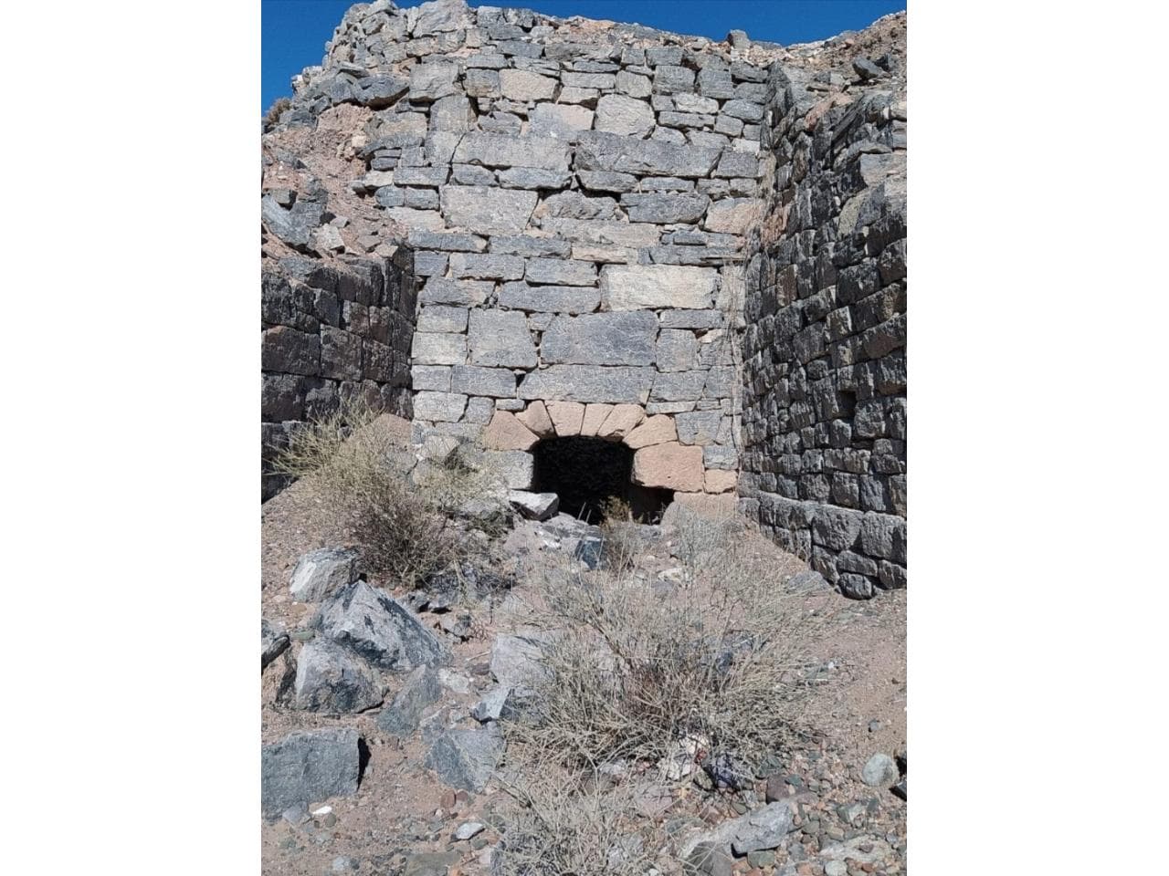 ⛰️🏭vendo Derechos De Explotar Una Cantera En Albardon De Caliza