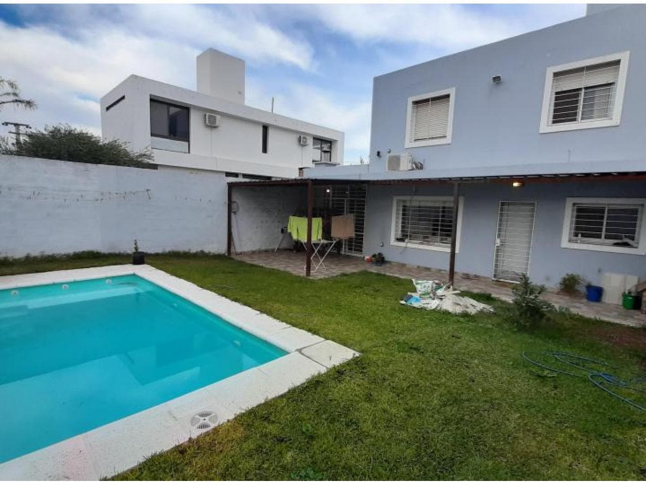 Casa De Categoria En Ciudad De Córdoba. Moderna  Barrio De 1a. Valparaiso Y Circunvalacion.