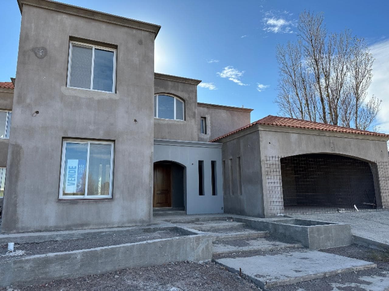 Importante Casa Hermoso B° Cerrado Obra Avanzada Al 90 % Sup Cubierta 333 M3, Lote De 1250 M2, Vista Al Golf
