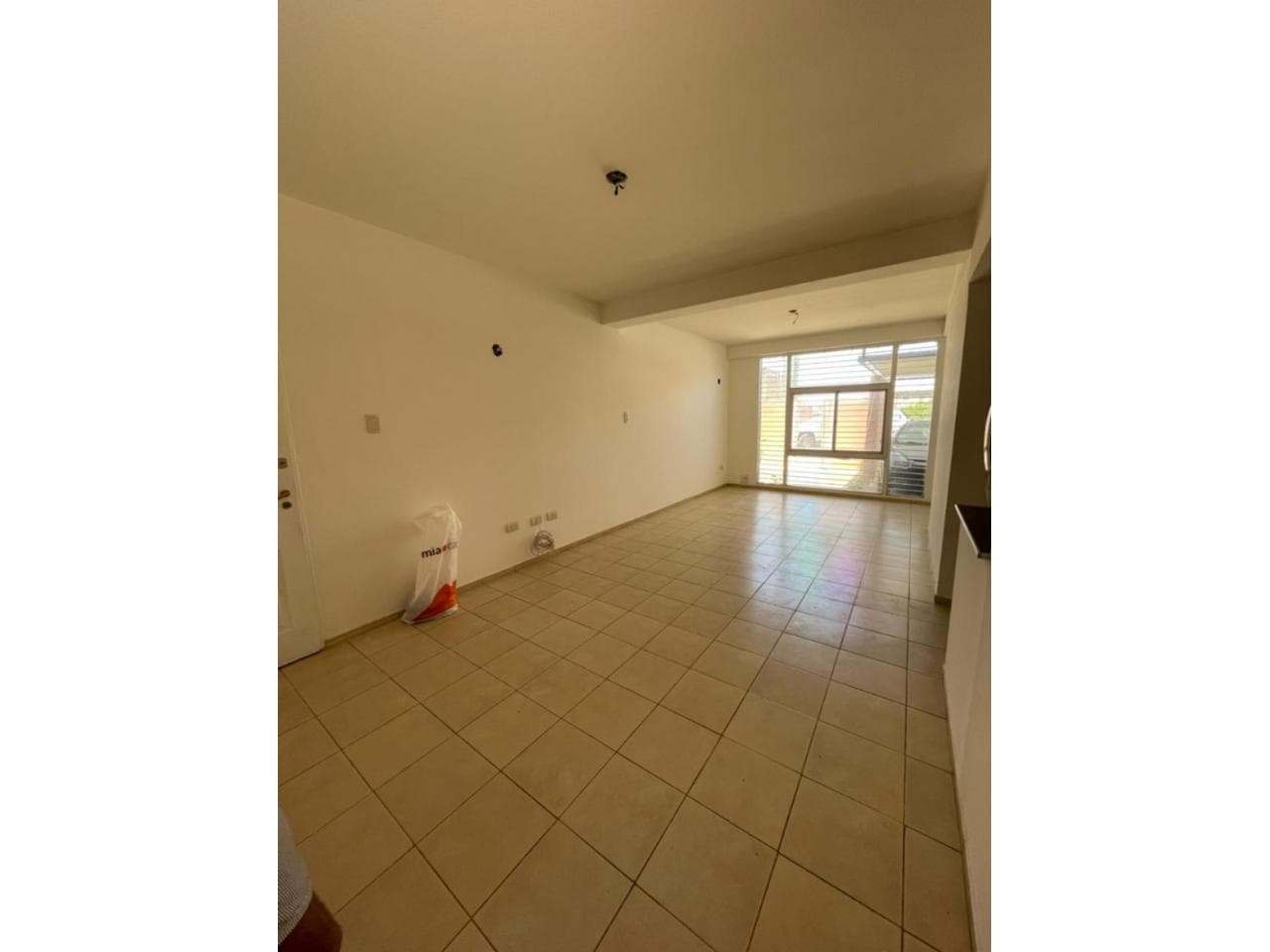 Venta. Departamento De Un Dormitorio En Barrio Del Bono Green