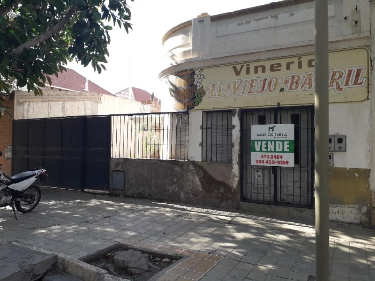 Capital Vende Calle 9 De Julio Casi Salta Casa Para Reciclar / Emprendimiento Inmobiliario