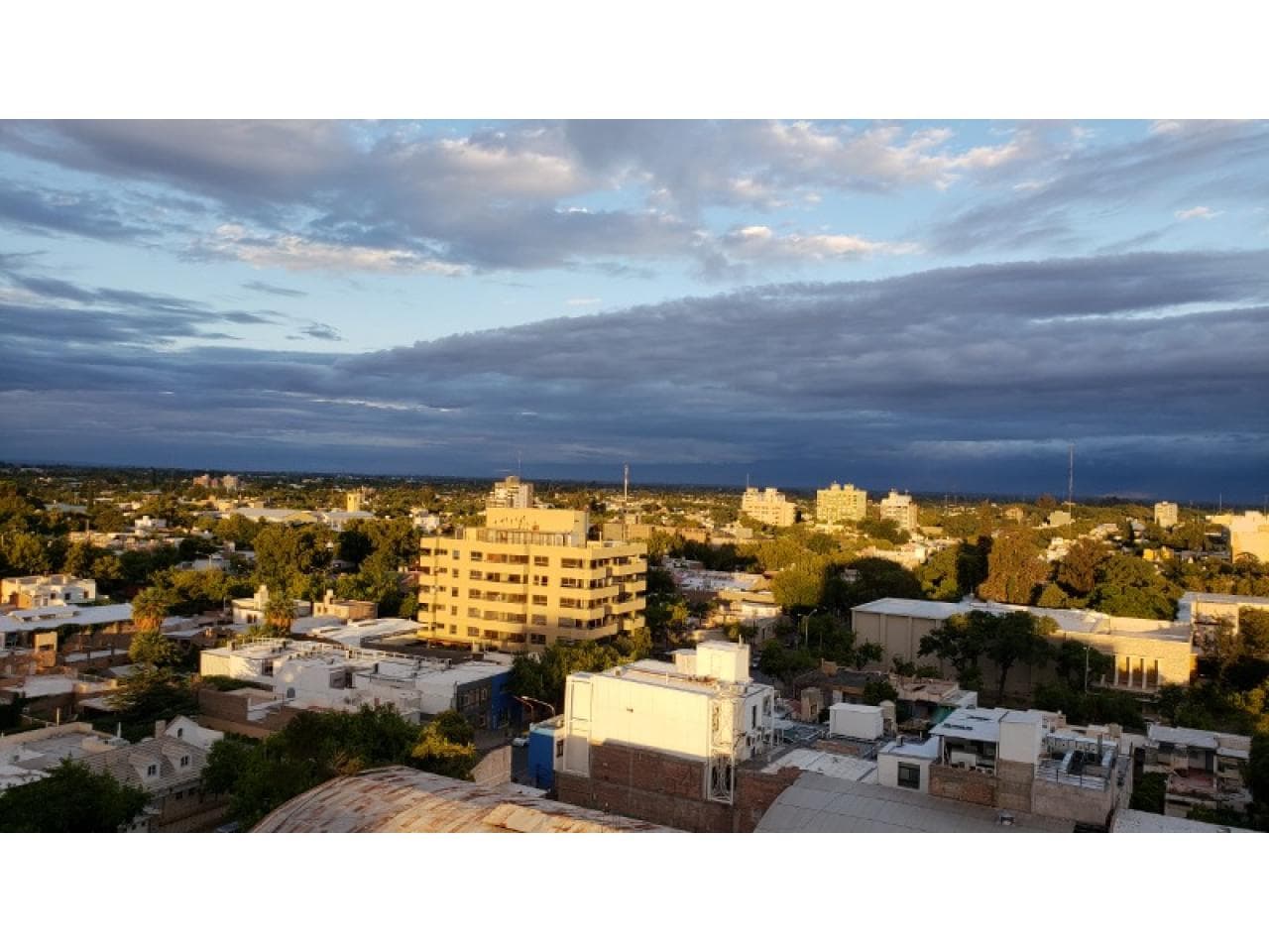 Alquiler Edif. Catamaran Vi Residencial. Alquiler