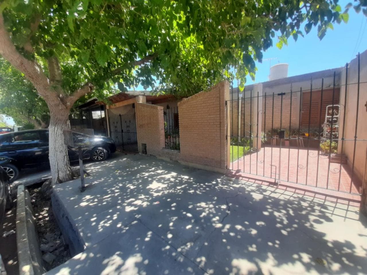 Venta De Hermosa Casa En Barrio Natania Viii