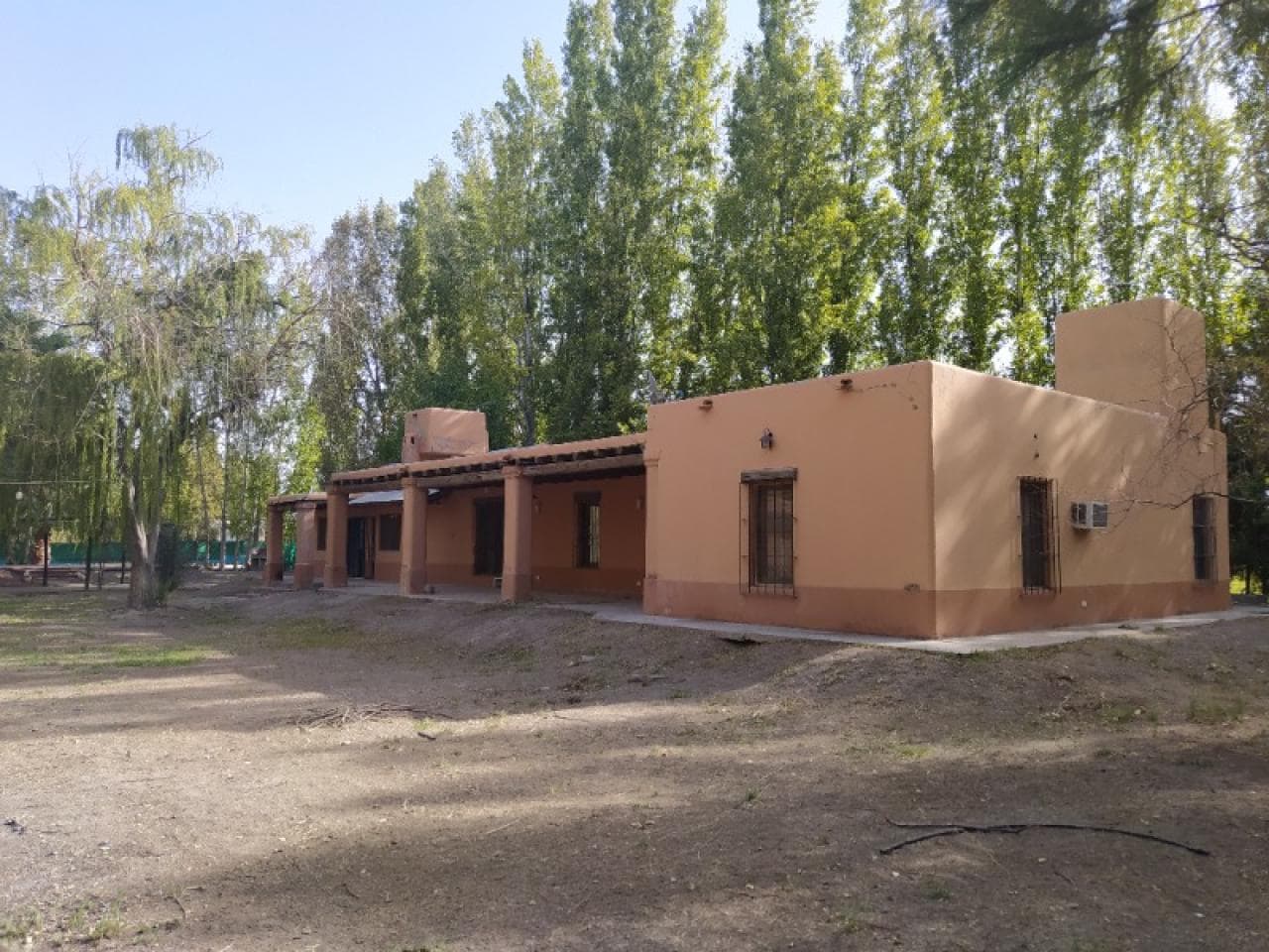 Casa Estilo Santa Fe, 3 Dormitorios, Barrio Privado Médano De Oro