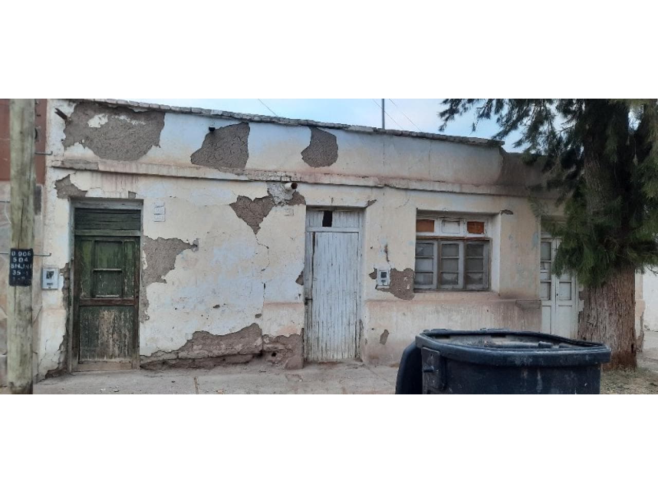 Venta. Lote Capital 400 M2 , Belgrano Y Segundino Navarro A 8 Cuadras Centro Civico Todos Los Servicioss