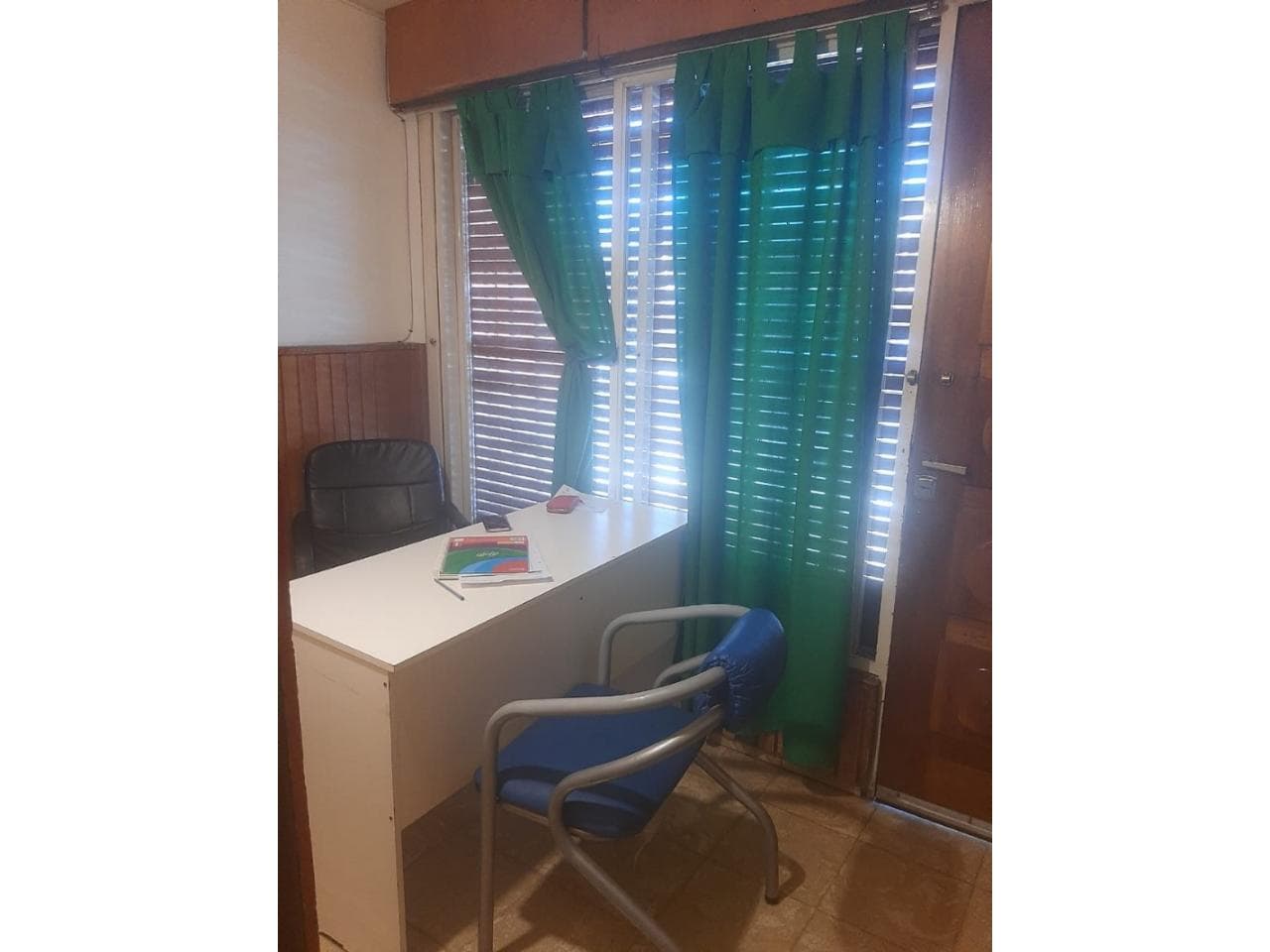 Alquiler. Casa A 7 Cuadras Plaza 25