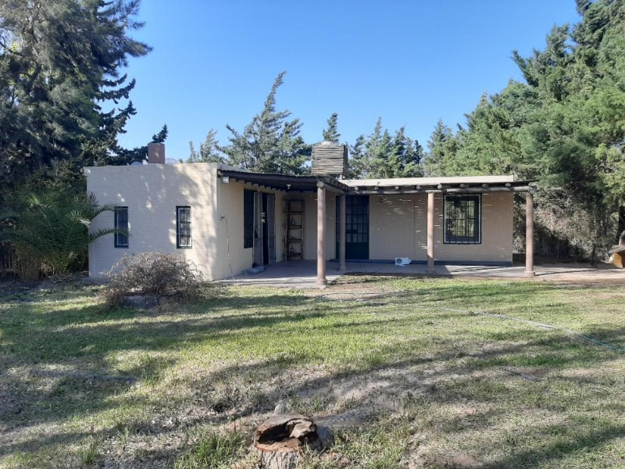 Venta. Villa Tacu, Zonda, Sobre Calle Principal, Hermosa Casa De 2 Dormit, Galería, Pileta De Material, Terreno 1000mt