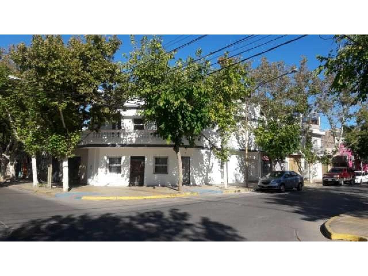 Vendo Casa Ideal Clinica, Oficinas. Excelente Ubicacion. Vendo-permuto
