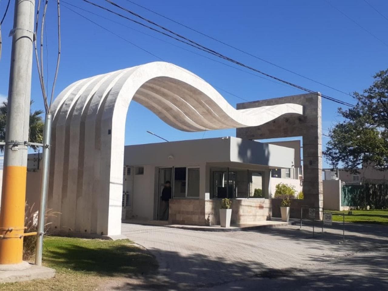 Lote Esquina De 715mts 2- Loteo Privado " Brisas ", Santa Lucia