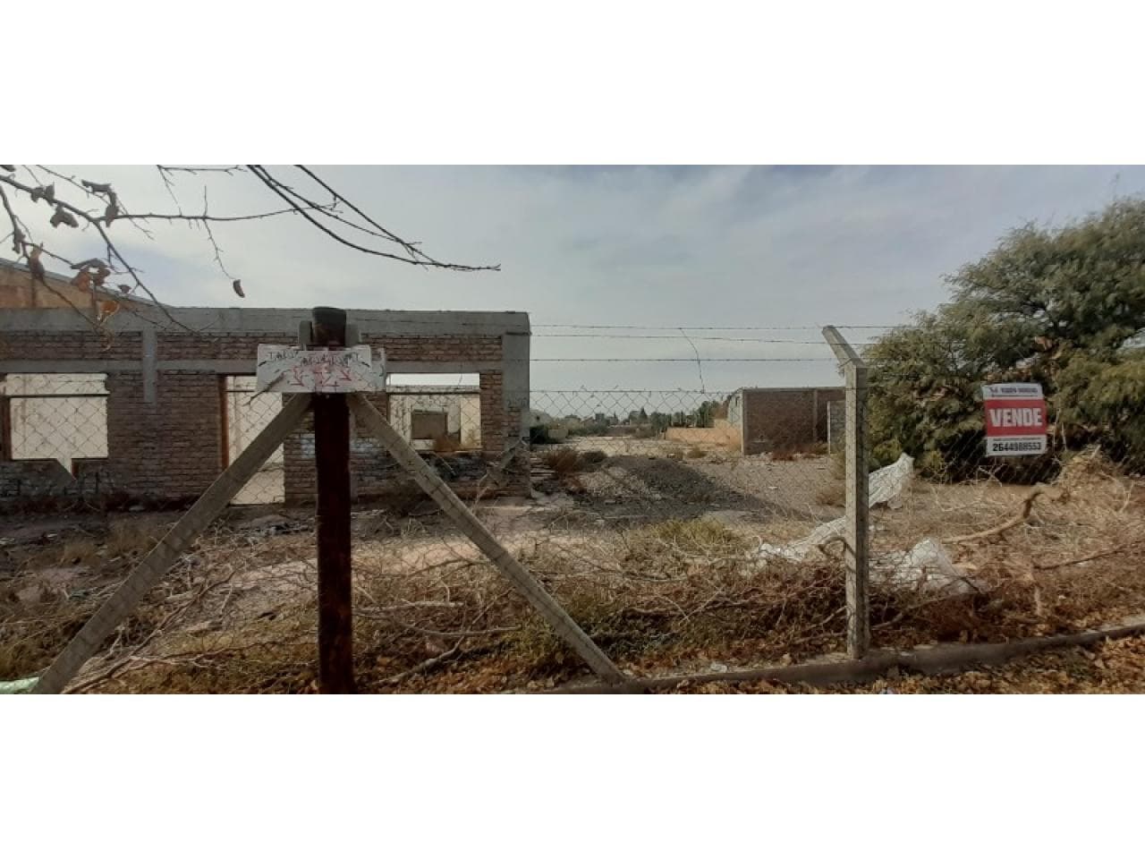 Venta. Lote De 4321 M2- Calle Gral Acha Entre Sebastian Elcano Y Lavalle- A Pasos Del Barrio Edilco