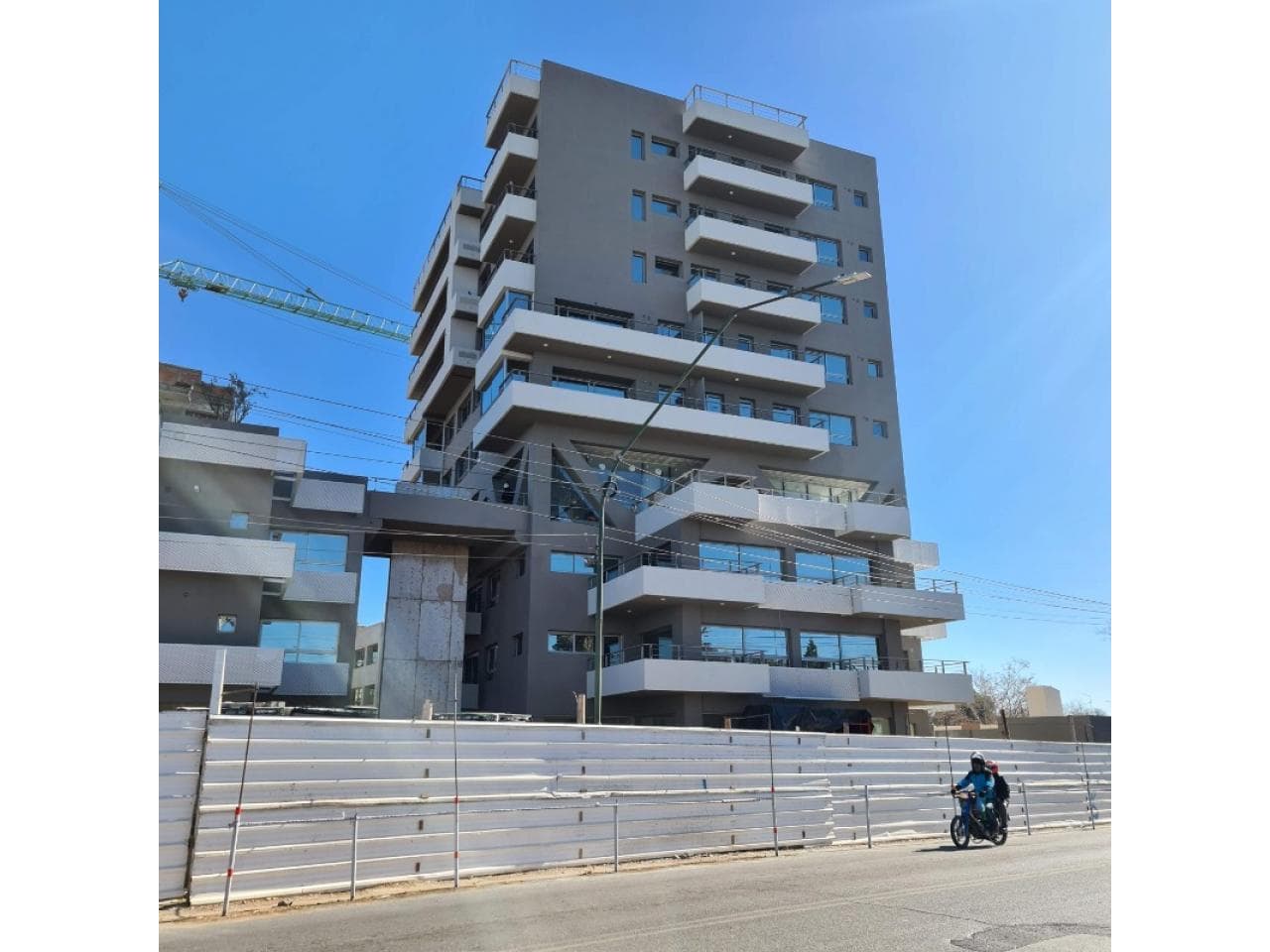 Departamentos En Venta. Edificio Catamaran Ix. Capital