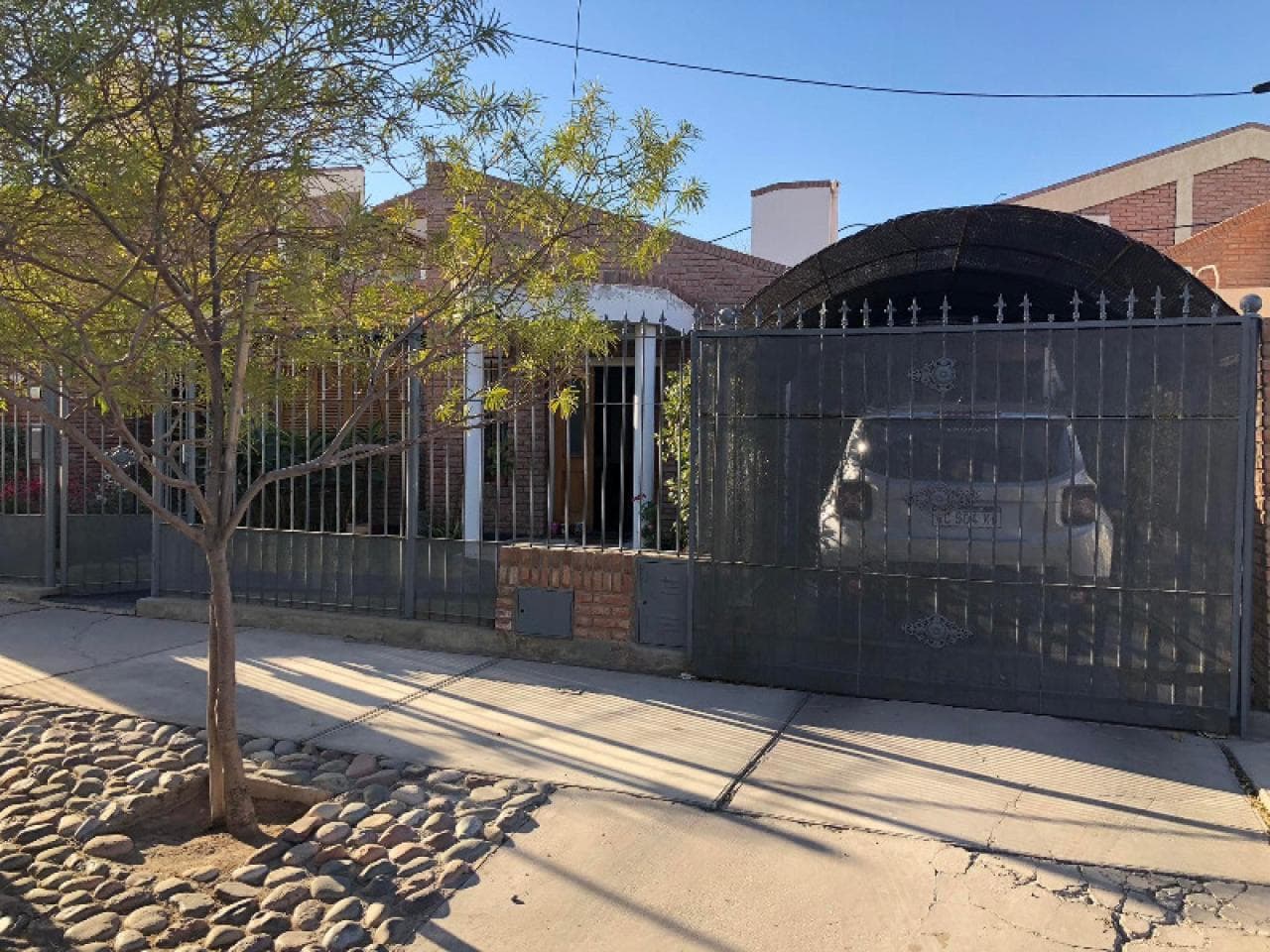 Casa 4 Habitaciones, 2 Baños, Ampliaciones (la Mejor Zona De Rivadavia) Vendo