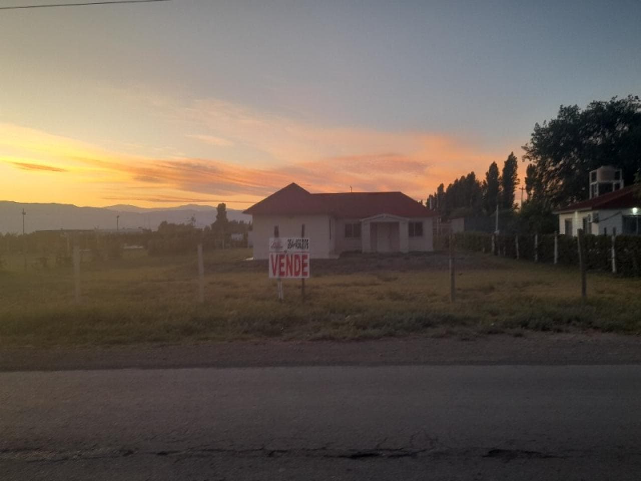 Venta. Hermosa Casa Quinta, Ramon Franco. Medano De Oro
