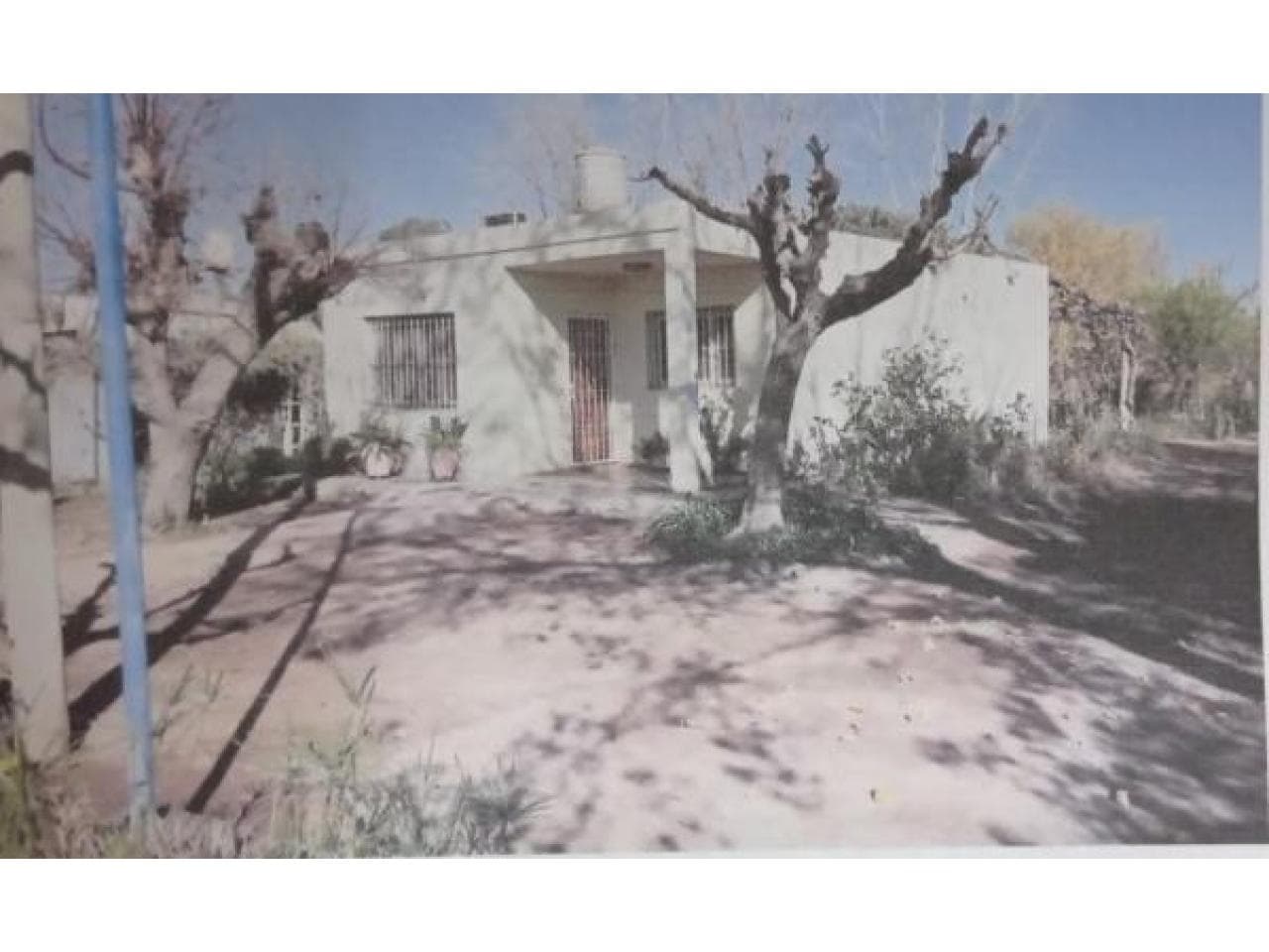 Venta  Casa + Quinta. Albardon