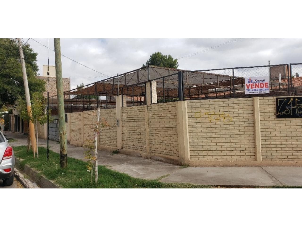 Venta. Excelente Lote Esquina - Zona Centro Cívico