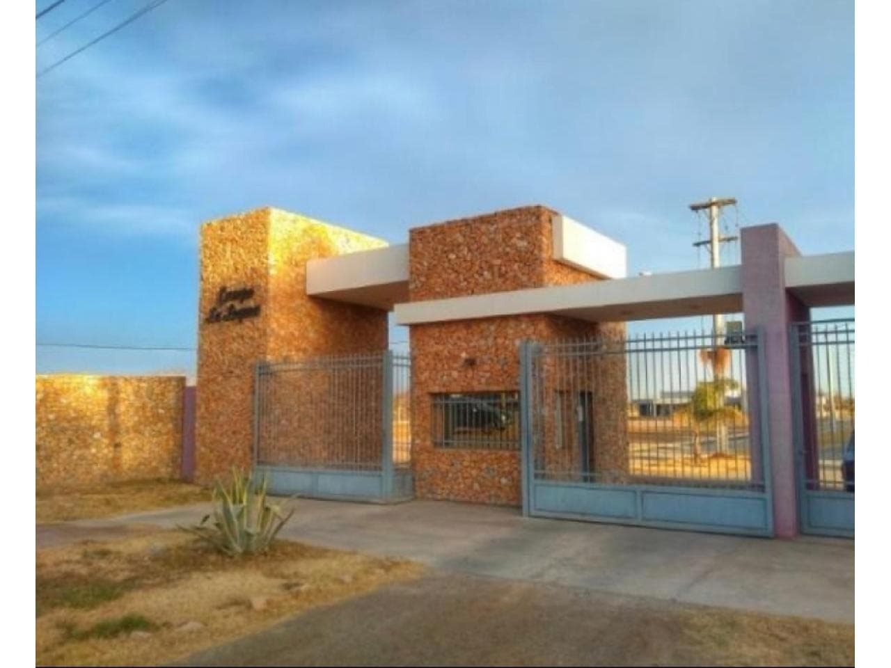 Venta. Lote 1000 M2 Barrio Privado. Santa Lucia