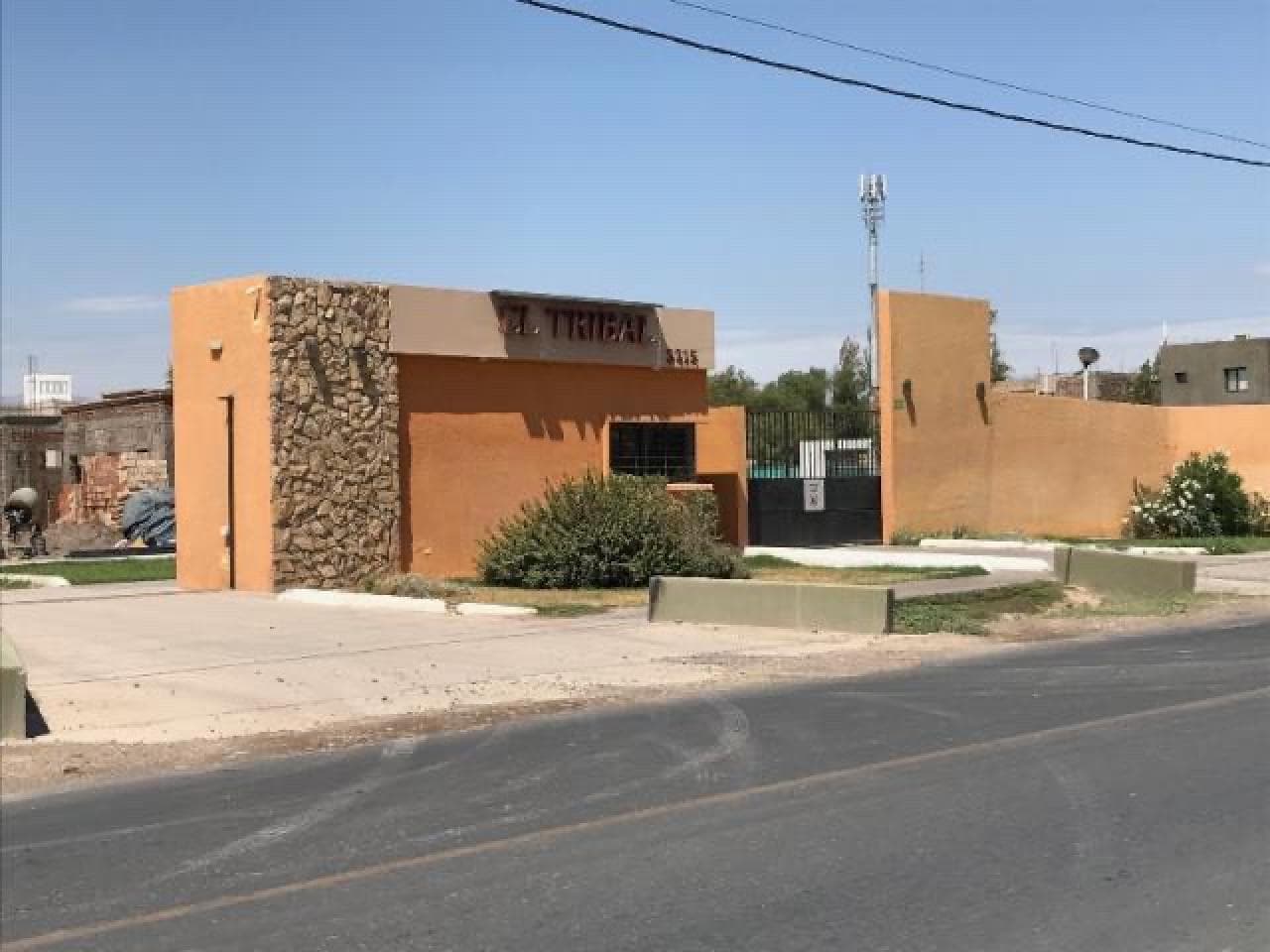 Venta. Terreno Barrio Privado El Tribal, 375m2.. Santa Lucia