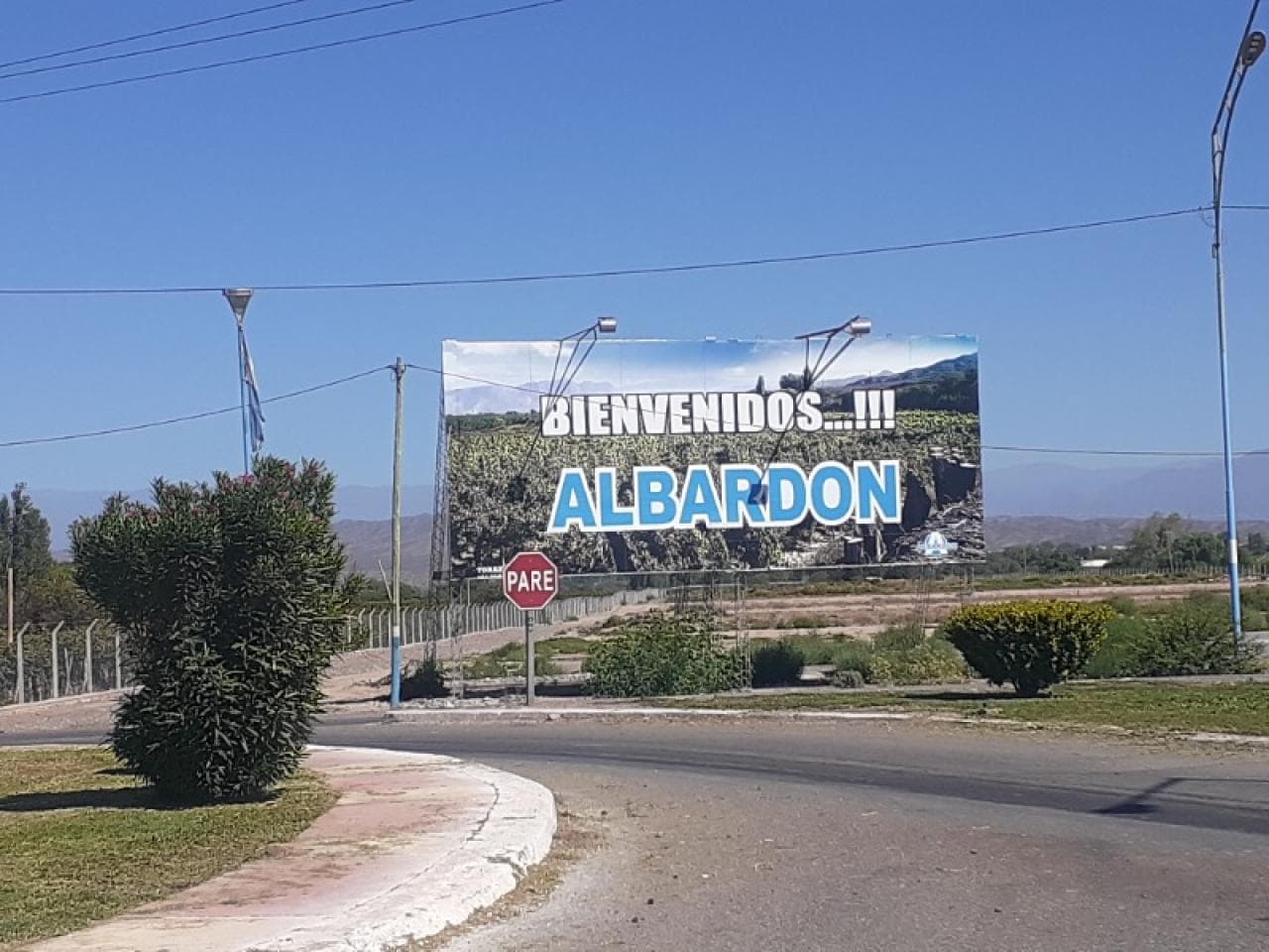 Espectacular Terreno De 5 (a 10) Ha , Sobre La Ruta N40 En El Acceso De Albardon .-