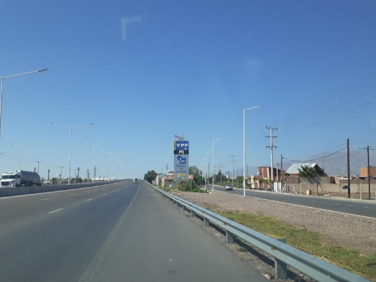 Disponemos De Terrenos Desde 4.000 A 90.000 M2 Sobre La Ruta 40 - Deptos. De Pocito , Chimbas Y Albardon .-