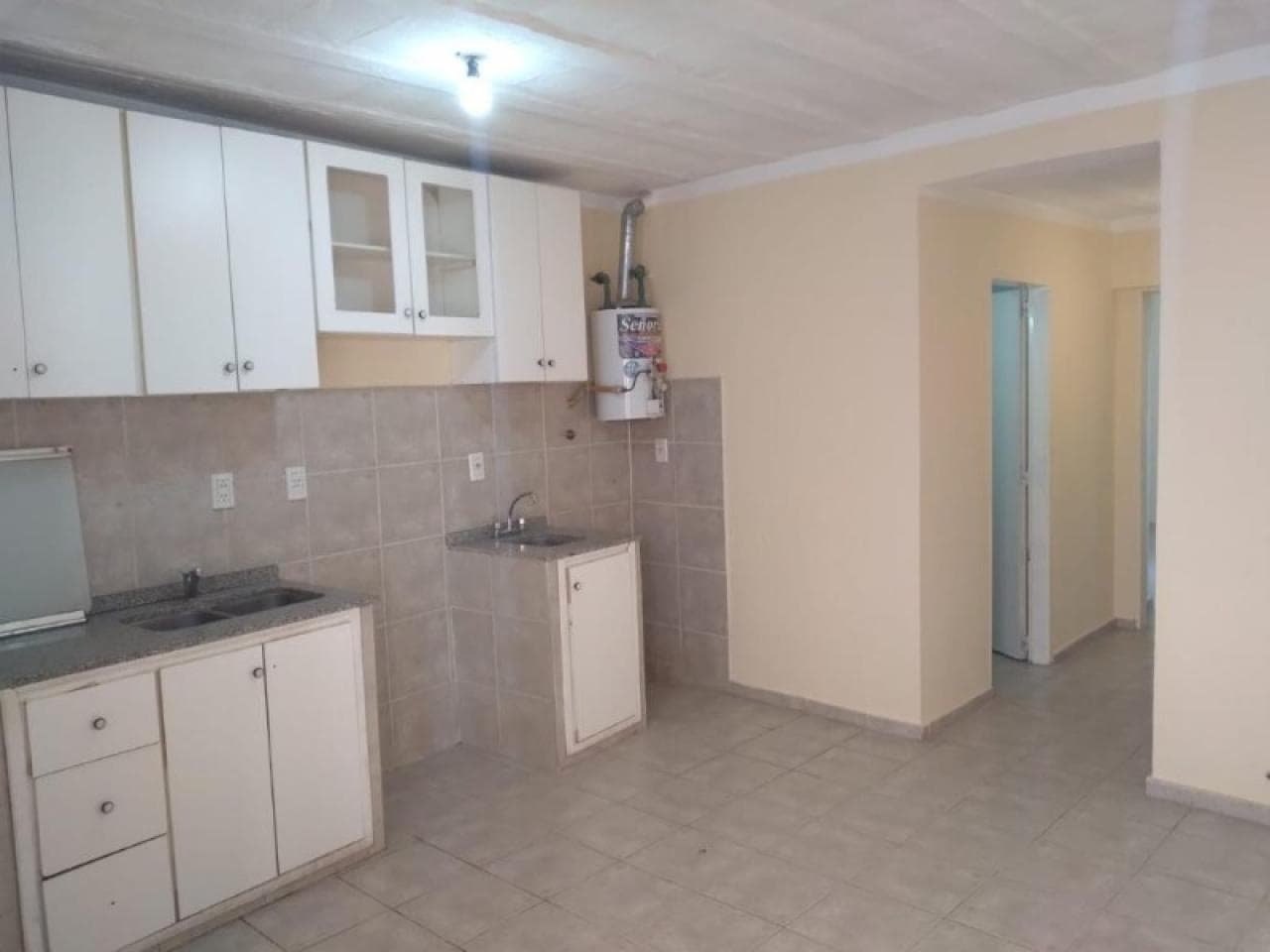 Rivadavia  Zona Universitaria Complejo Cerrado 1 Dormitorio Planta Baja Con Cochera  U$s 50.000 2646296308