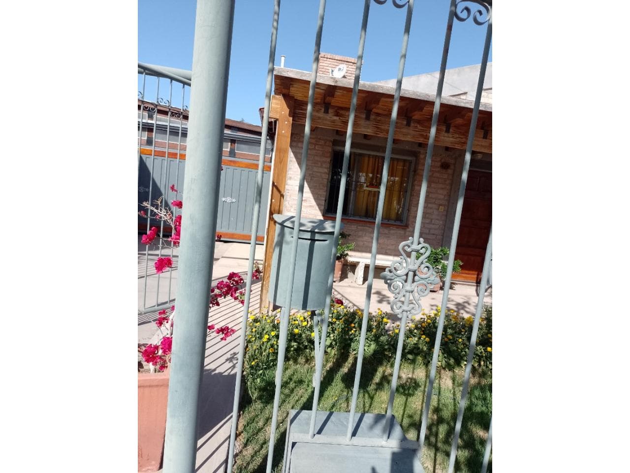 Venta. Casa, 3 Dormitorios. En Barrio Amecom I. Rawson