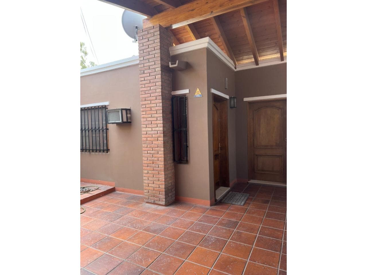 Venta** Hermosa Casa En Barrio El Ceibo. Rivadavia