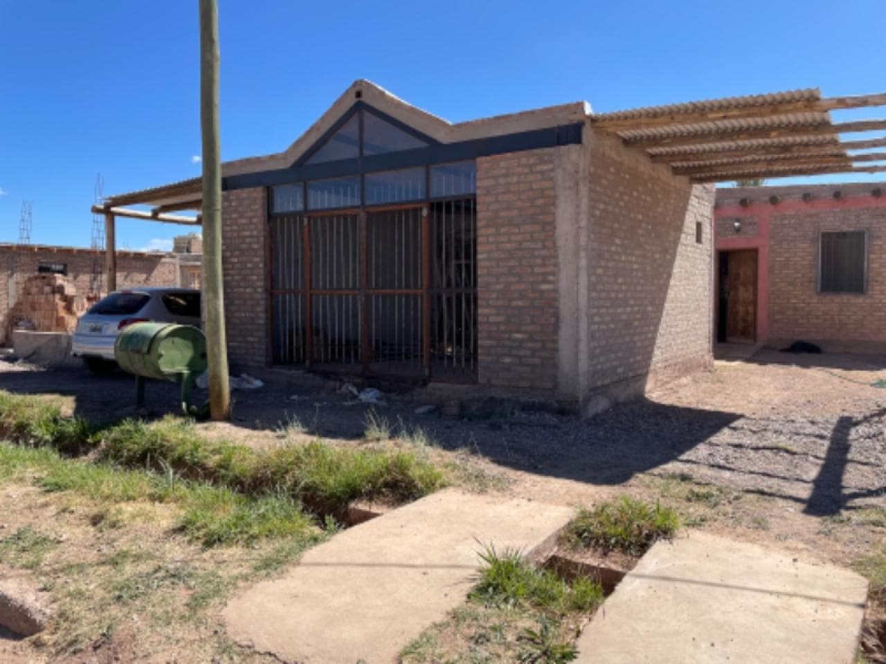 Alquilo Local En Barreal A Estrenar