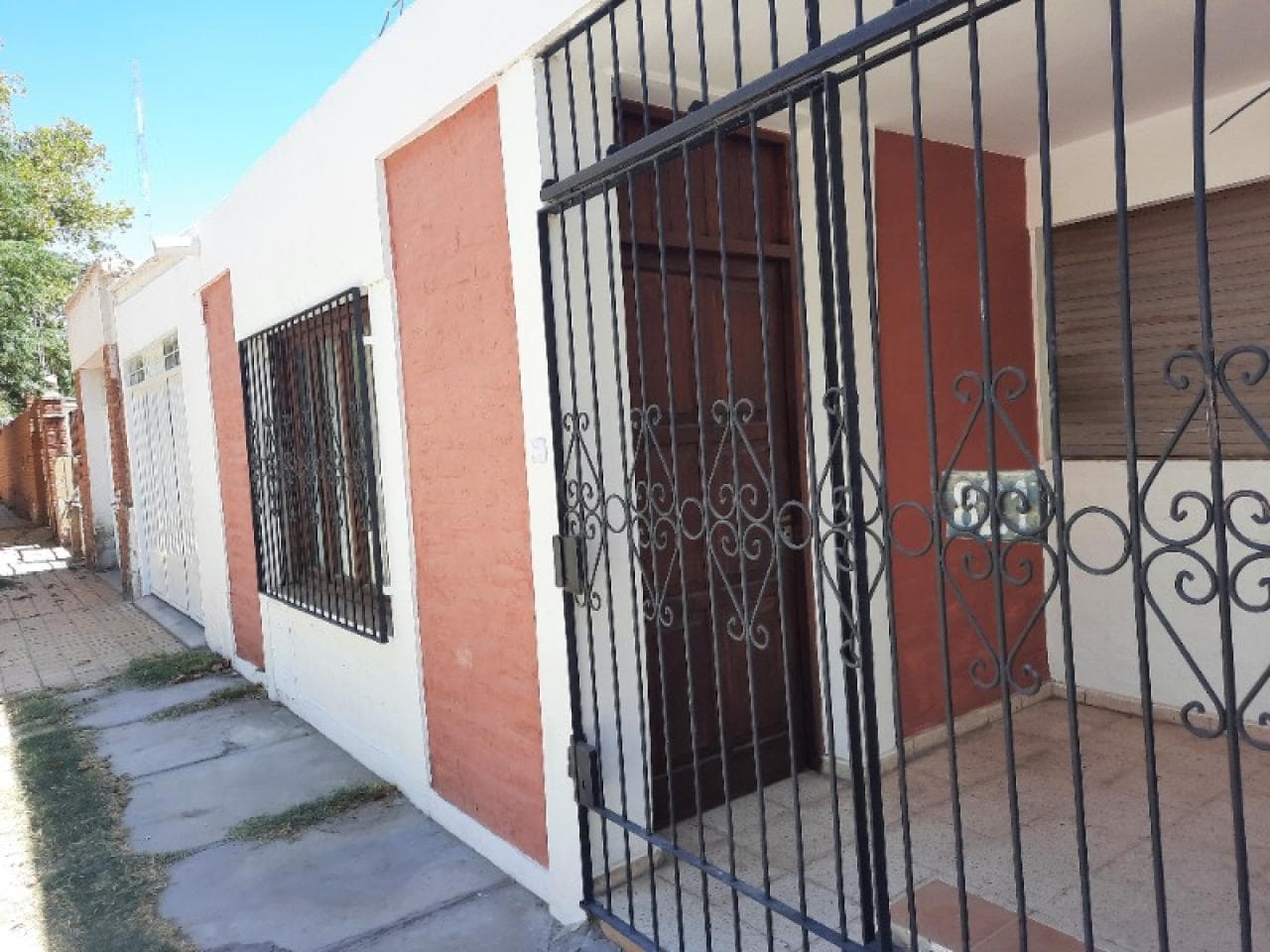 Casa Centro. Caseros Casi Brasil