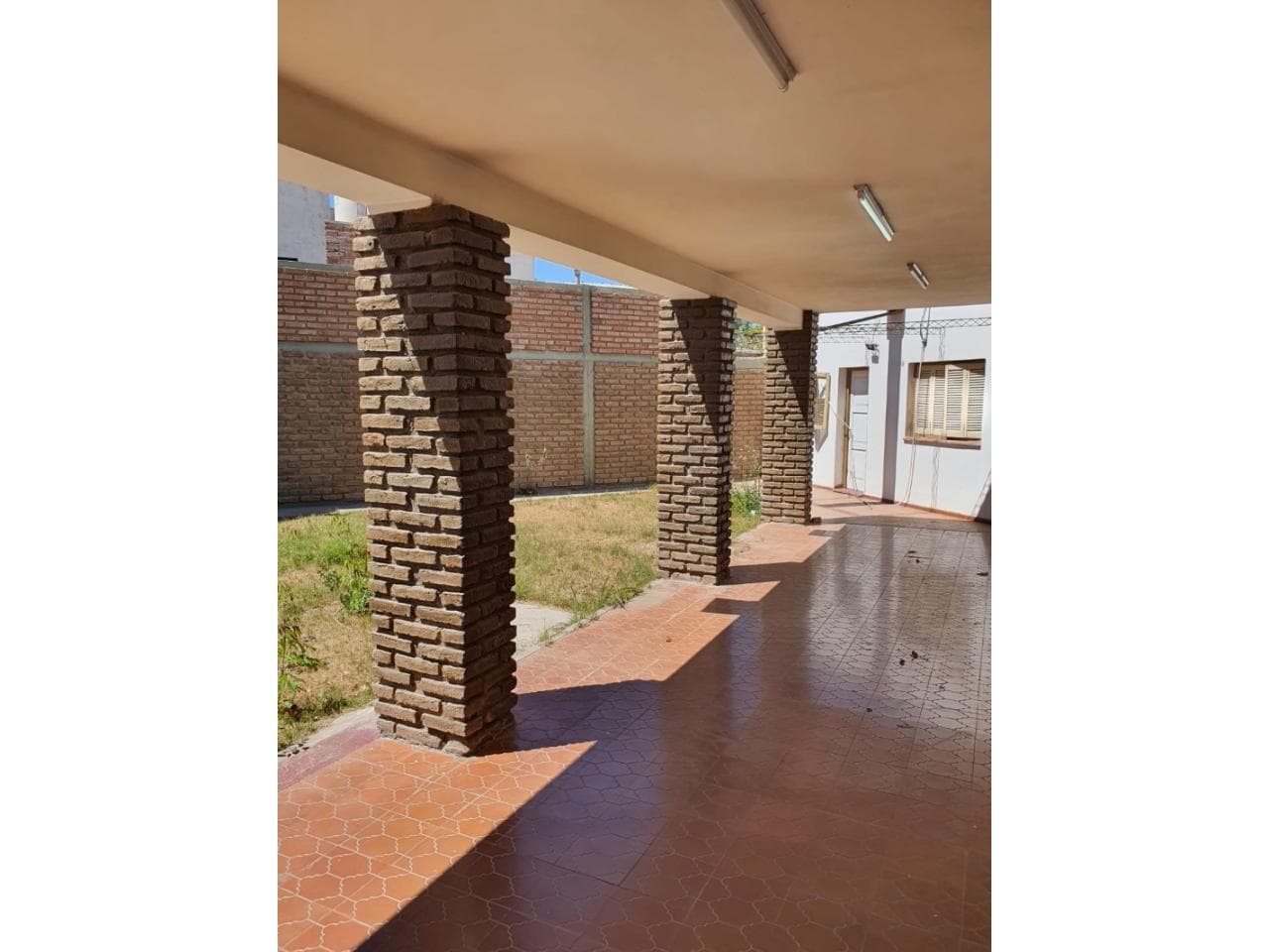 Venta. Casa En Capital De 3 Habitaciones