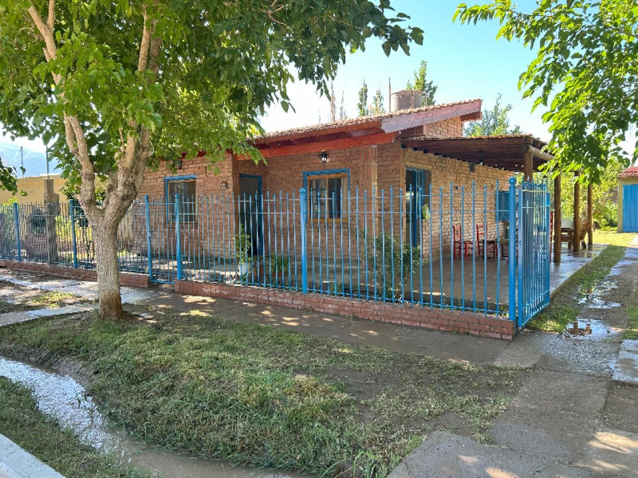 Alquiler De Casa En Tamberias. Calingasta