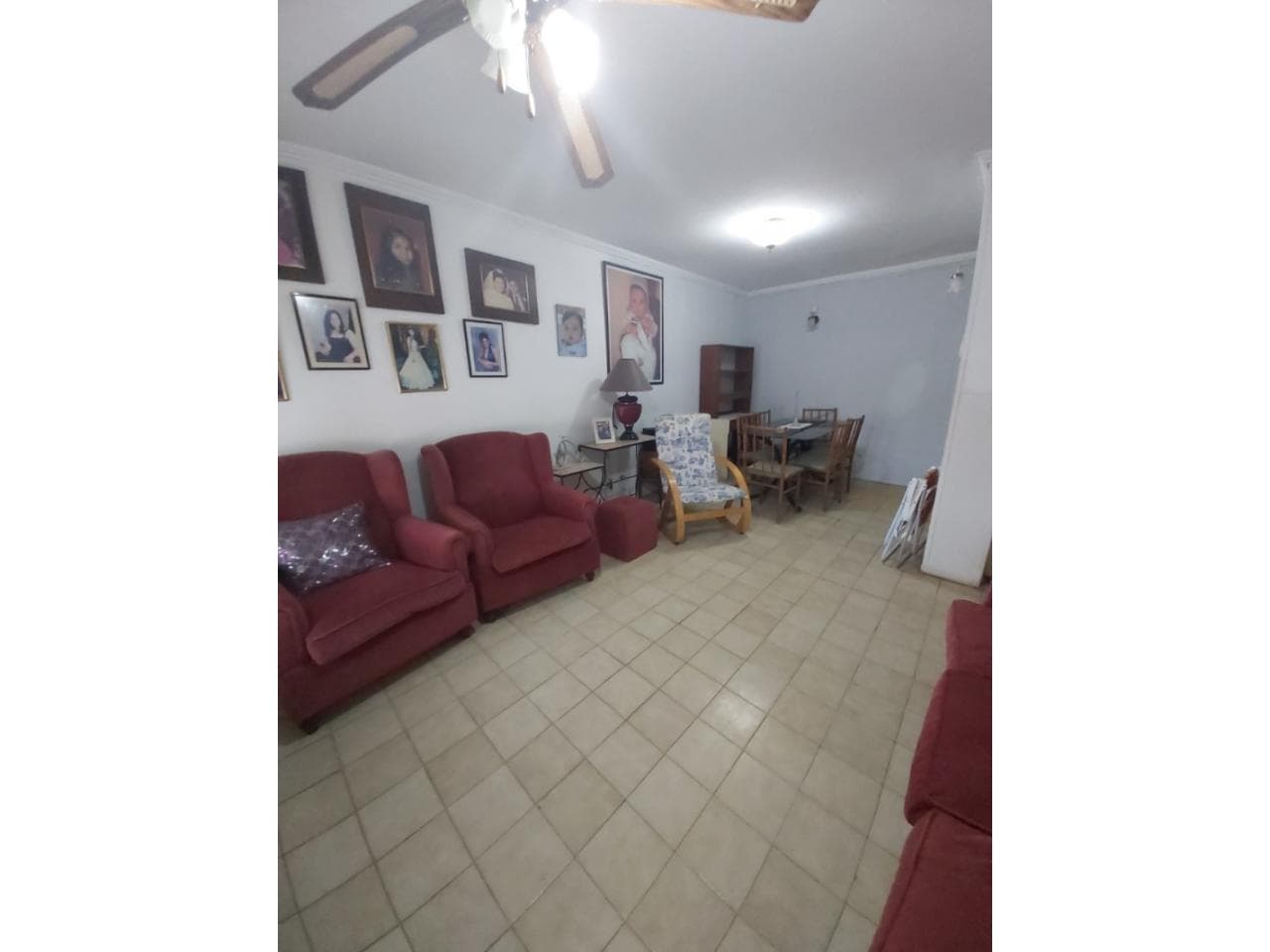 Oportunidad - Vendo Casa Amplia Con Depto. Independiente En Necochea.-