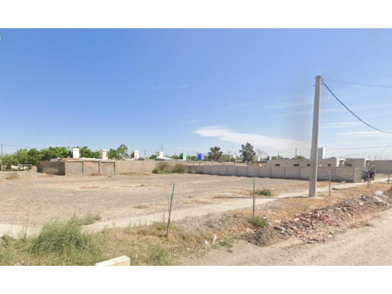 Venta. Rivadavia, Lote De 300 M2