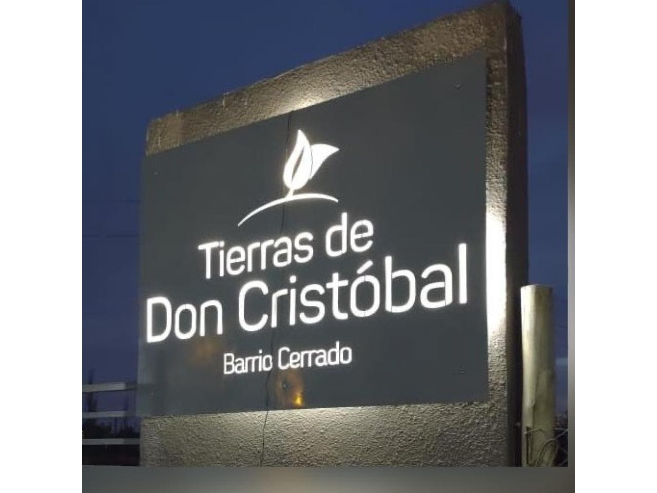 Se Vende, Lote De 800m2 En Calle Belgrano Y Callejon Herrera.