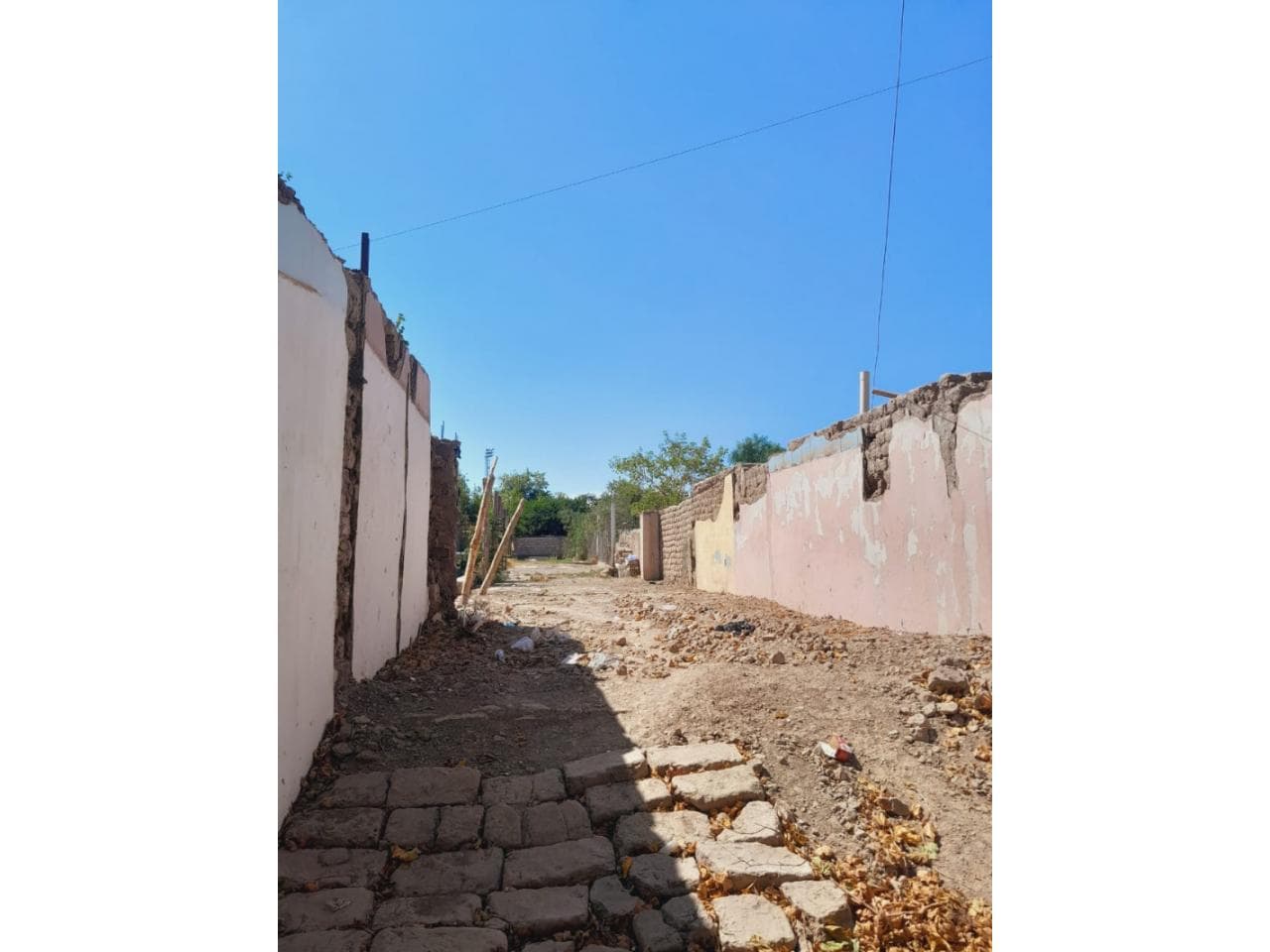 Vendo / Alquilo / Permuto Terreno Para Taller, Deposito, Cocheras, O Multiuso. 5x64 Metros. Capital