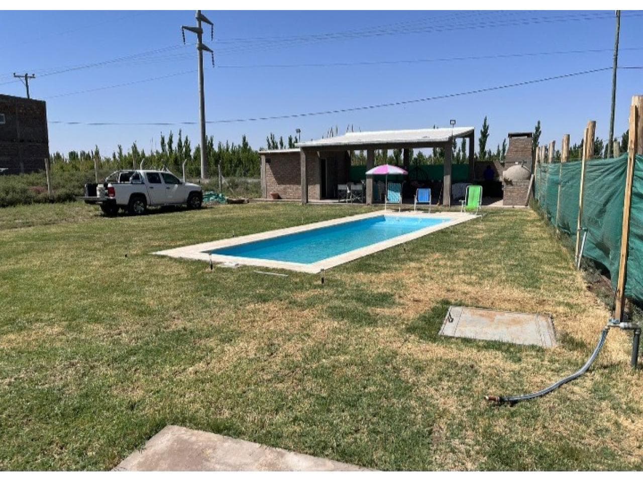 Gran Oportunidad 2 Lotes Más Quincho,pileta Y Baño En Calle 5 Y Garibaldi...33 Mil Dólares