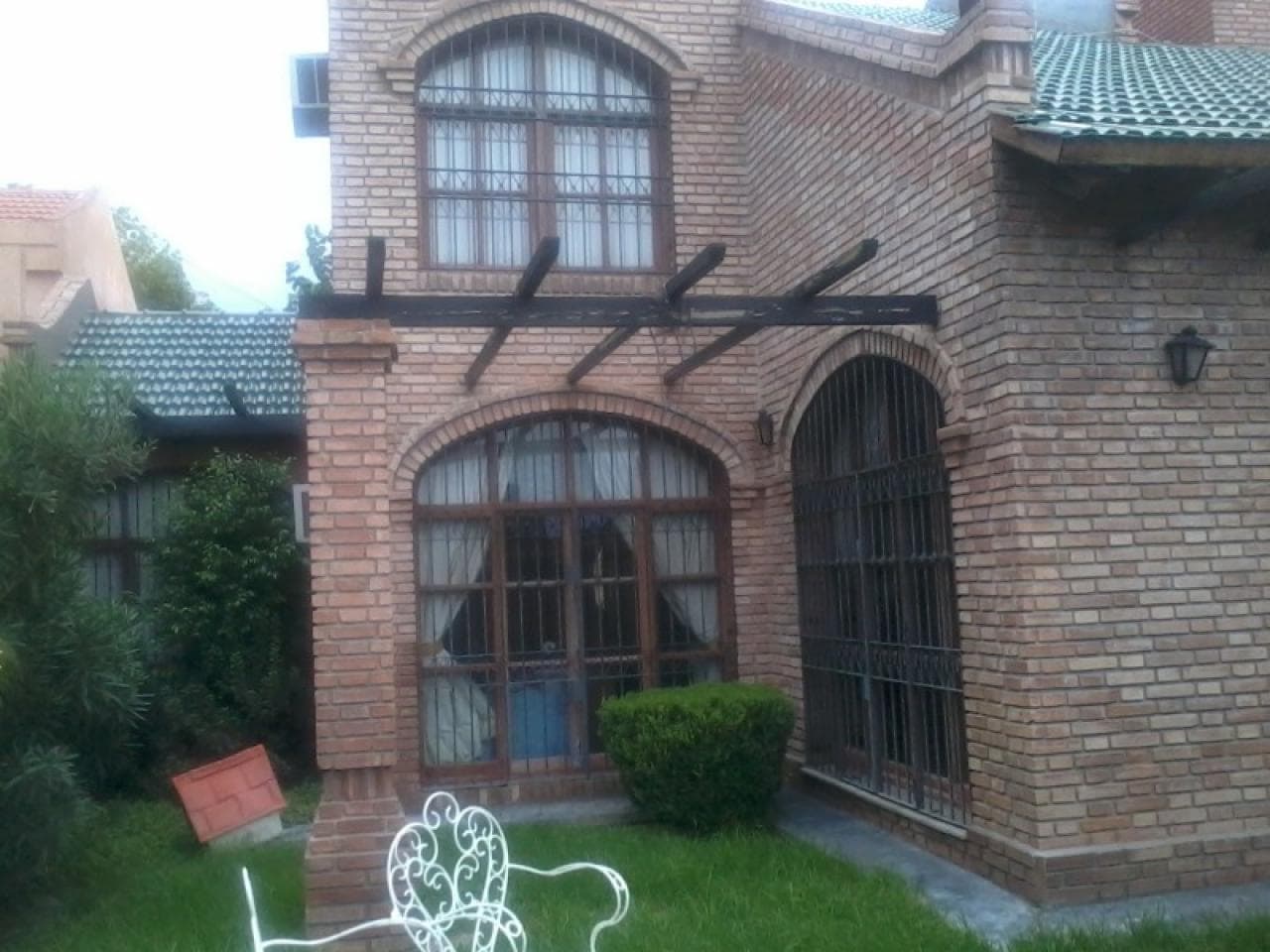 Excelente Casa De Categoría En Venta En Capital