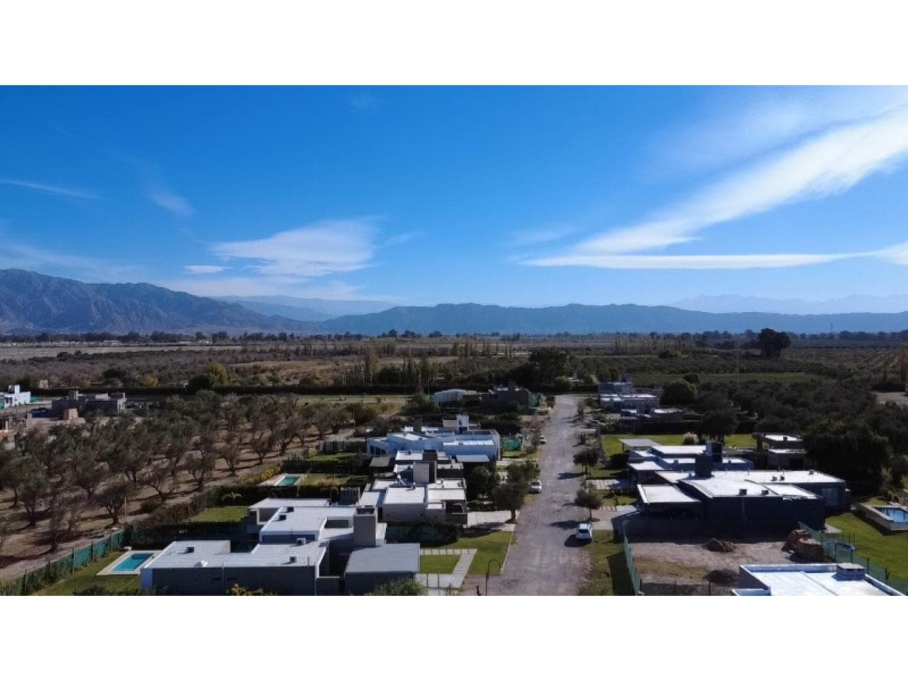 Venta. San Juan De Los Olivos / 840 M2  Lado Norte - Rawson