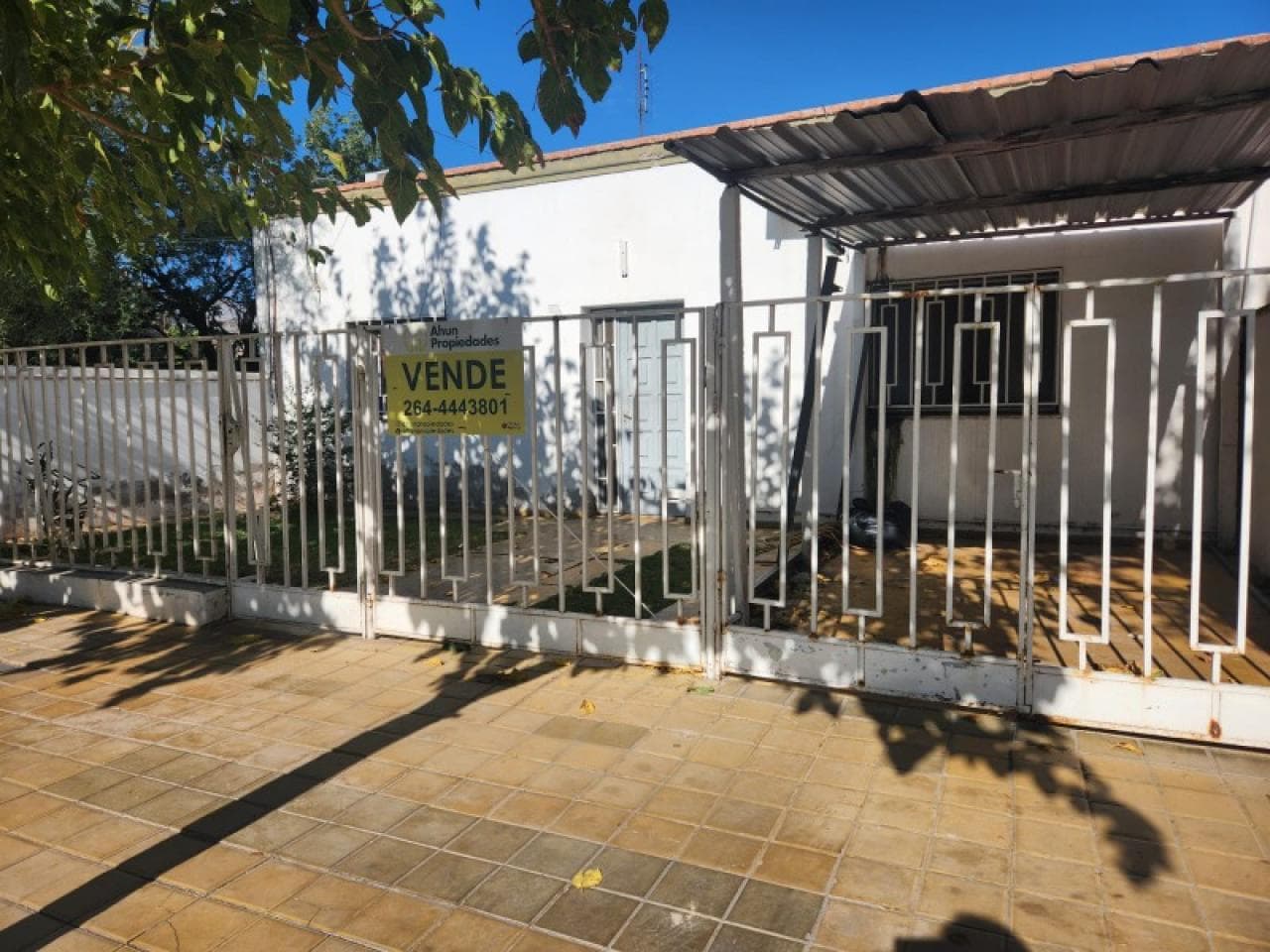 Casa Capital - Sobre Avenida Alem.- Destino Comercial Vivienda, A 300 Metros De Circunvalación Sup.400 M2