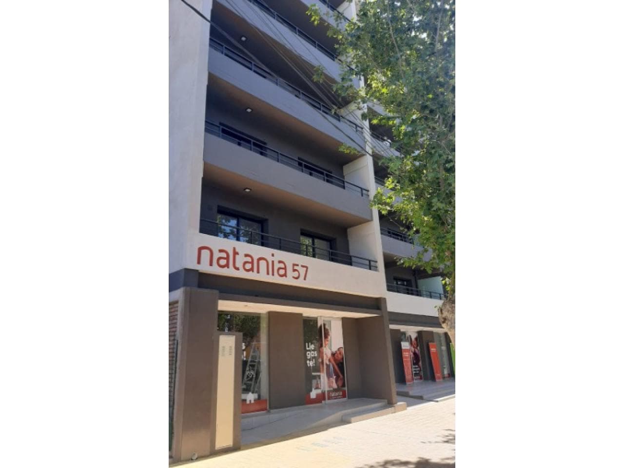 Alquiler. Natania 57 -semiamoblado -dpto 1 Dormit C/placard E Interiores -baño Completo -cocina-comedor -2 Aires Acond.