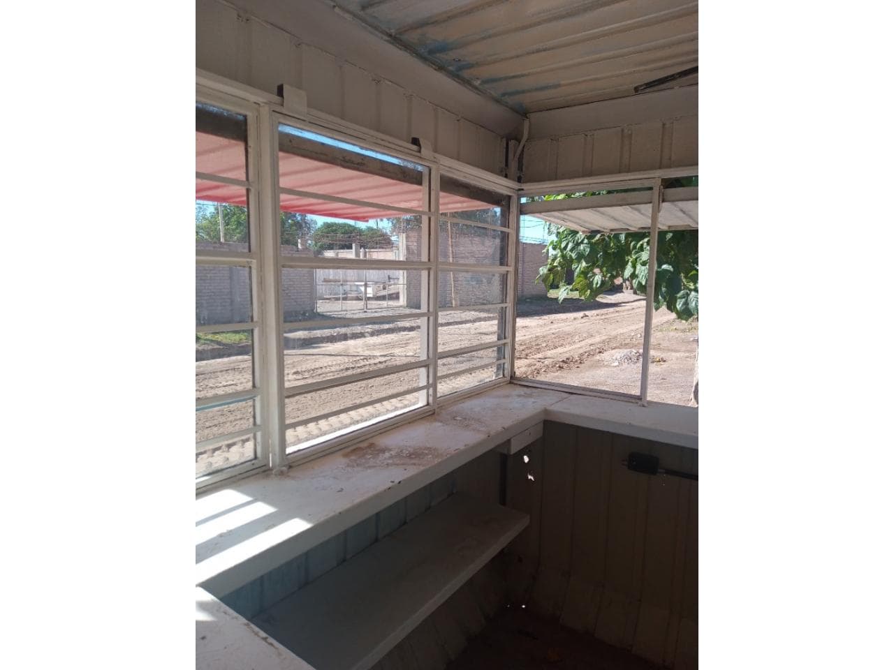 Vendo Urgente Kiosco De Chapa