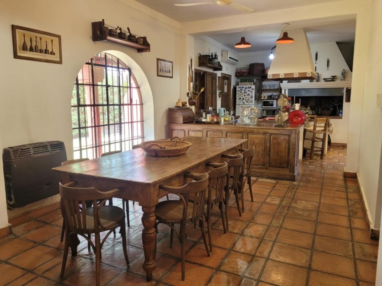 Oportunidad Casa En Calle Av. Libertador En Santa Lucia En Excelentes Condiciones Con Pileta Y Amplias Galerias